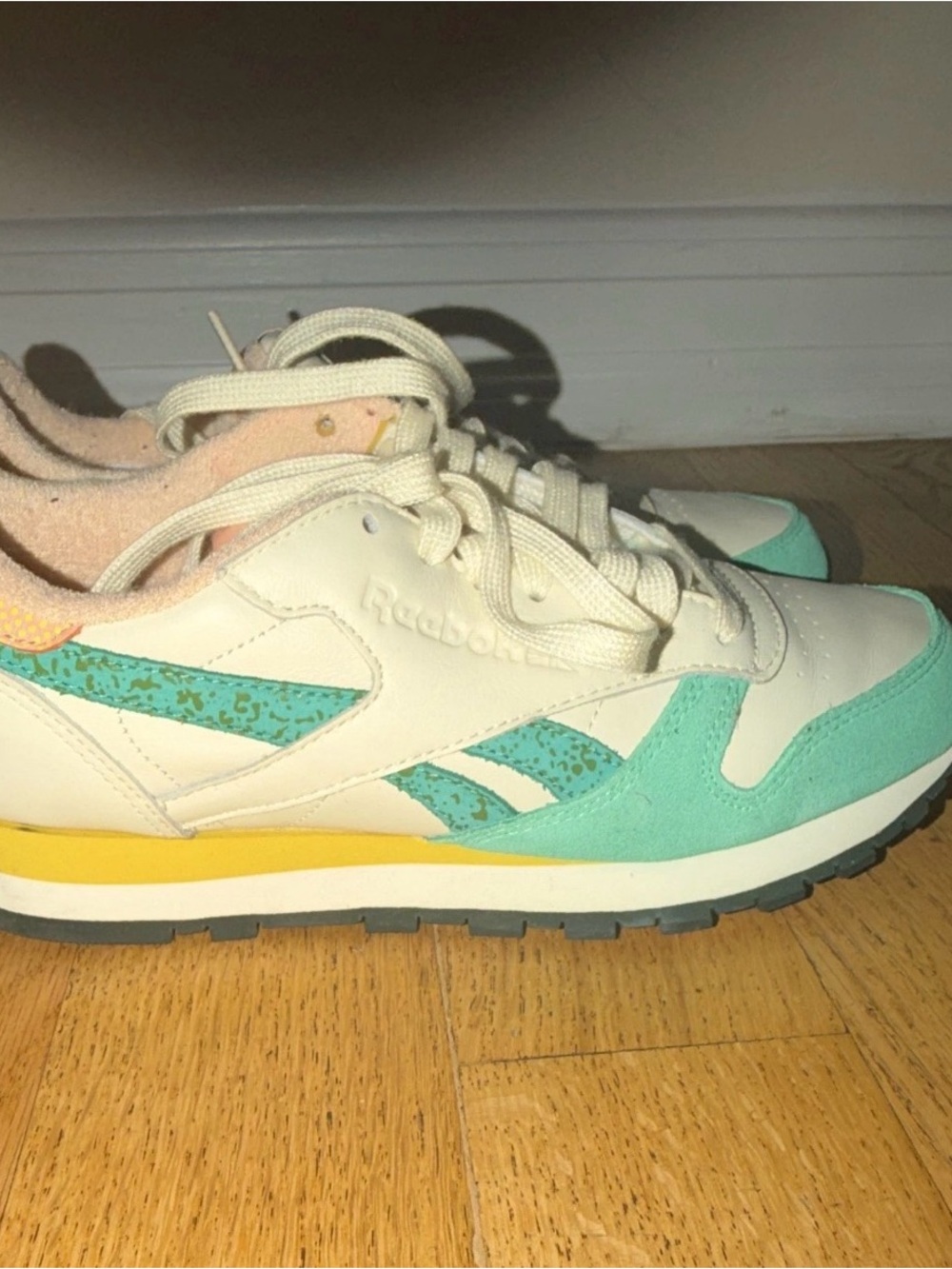 Reebok Leather Sneaker in Cream, Teal & Yellow